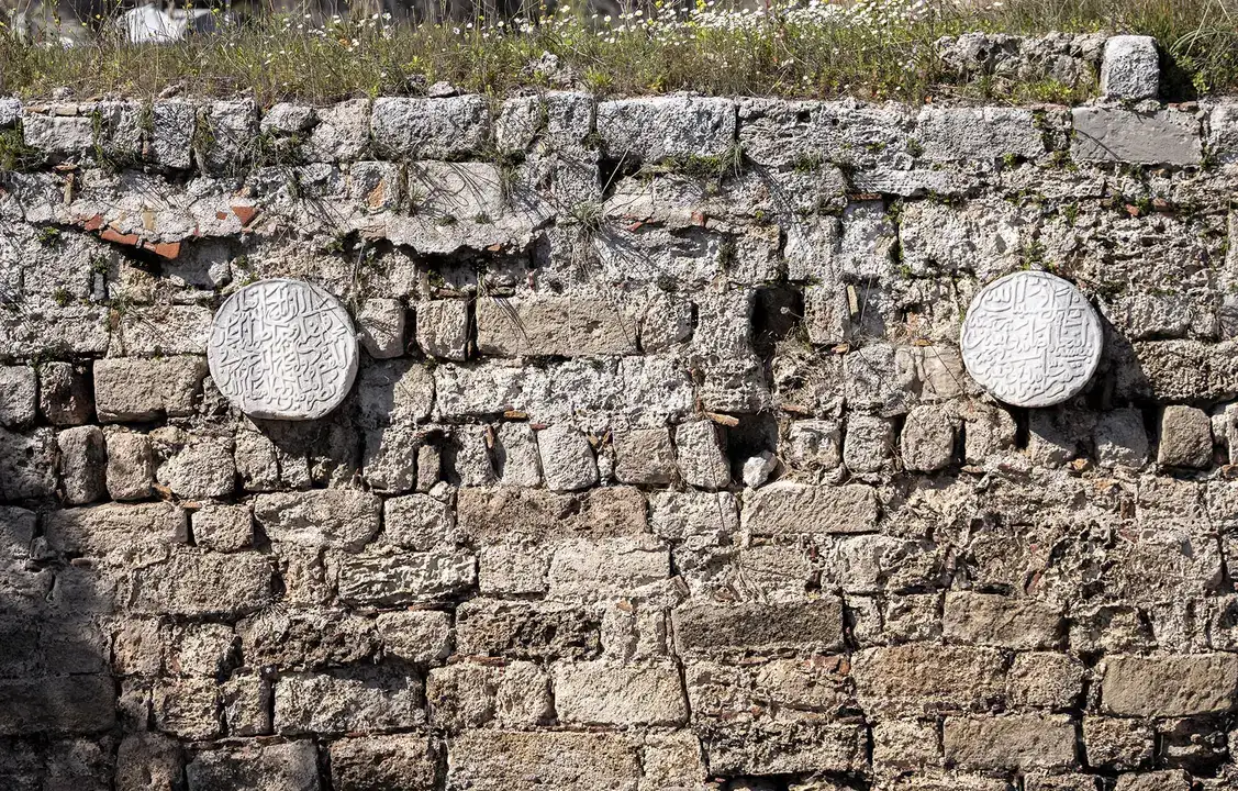Kaleiçi’ndeki 800 Yıllık 45 Fetih Kitabesi Tercüme Edildi 3